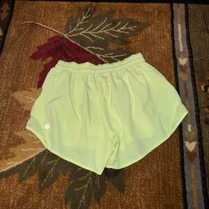 Lululemon Hotty Hots